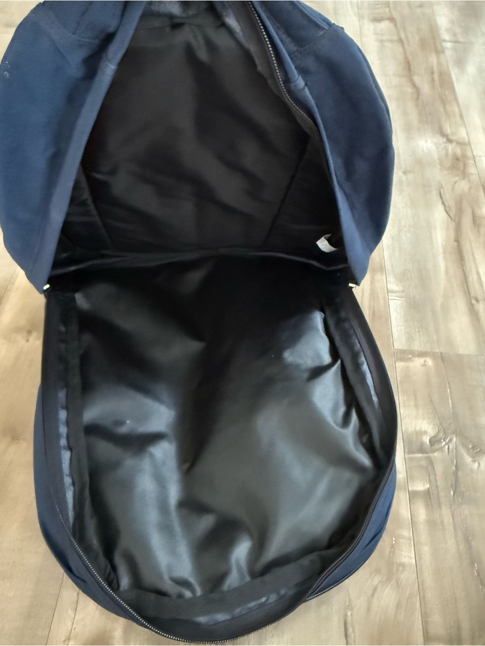 JanSport Backpack Navy Blue Unisex Back to School Large Adjustable Zip - Picture 9 of 10